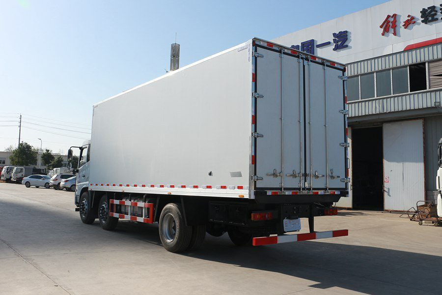 dongfeng refrigerator van truck 2