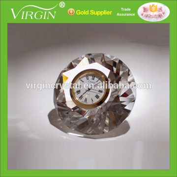 Love theme and polished technique diamond clock for wedding giveaway gift