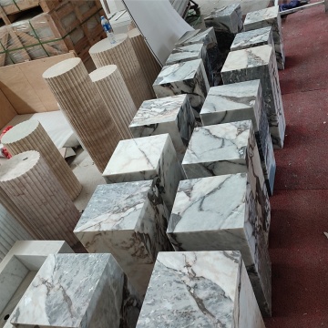 Pedestal paparan batu semulajadi persegi yang disesuaikan