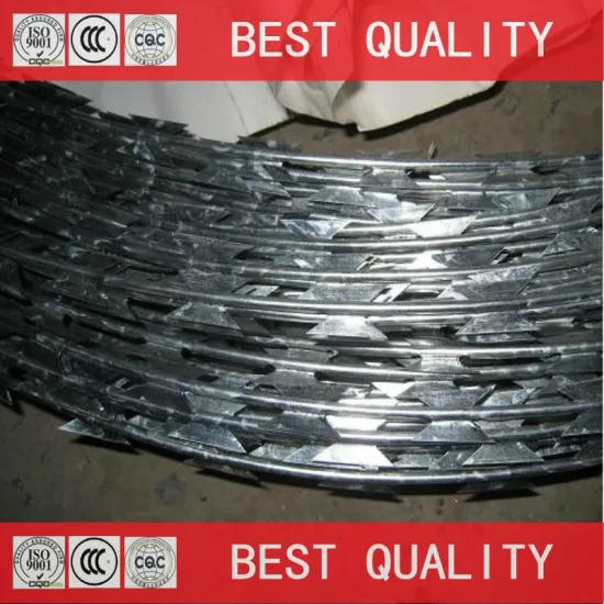 BTO22 CBT65 blade galvanized concertina razor barbed wire with clips
