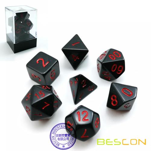 Ensemble de dés de polyèdre de Bescon Noir opaque avec chiffres rouges, jeu de points RPG noirs de 7 d4 d6 d8 d10 d12 d20 d% Boîte de brique