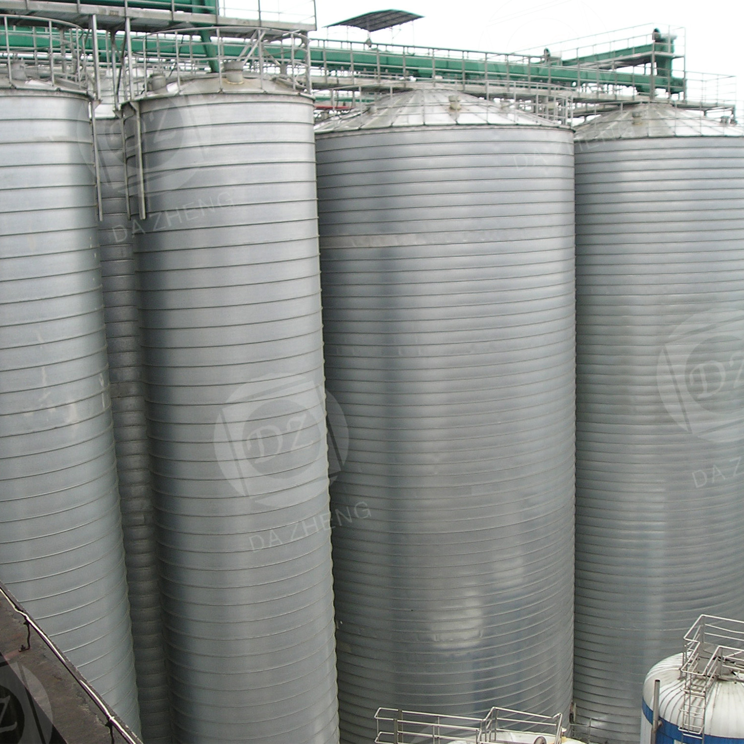 Railroad coal transportation spiral warehouse