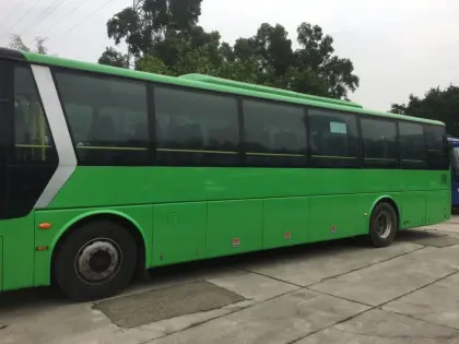 Used Golden dragon 50-54 seats bus