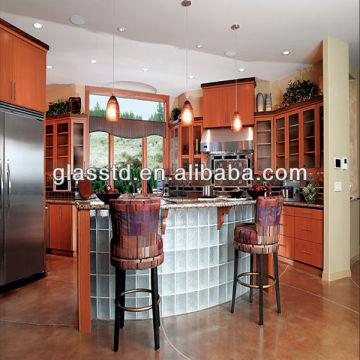 Solid glass brick for kitchens