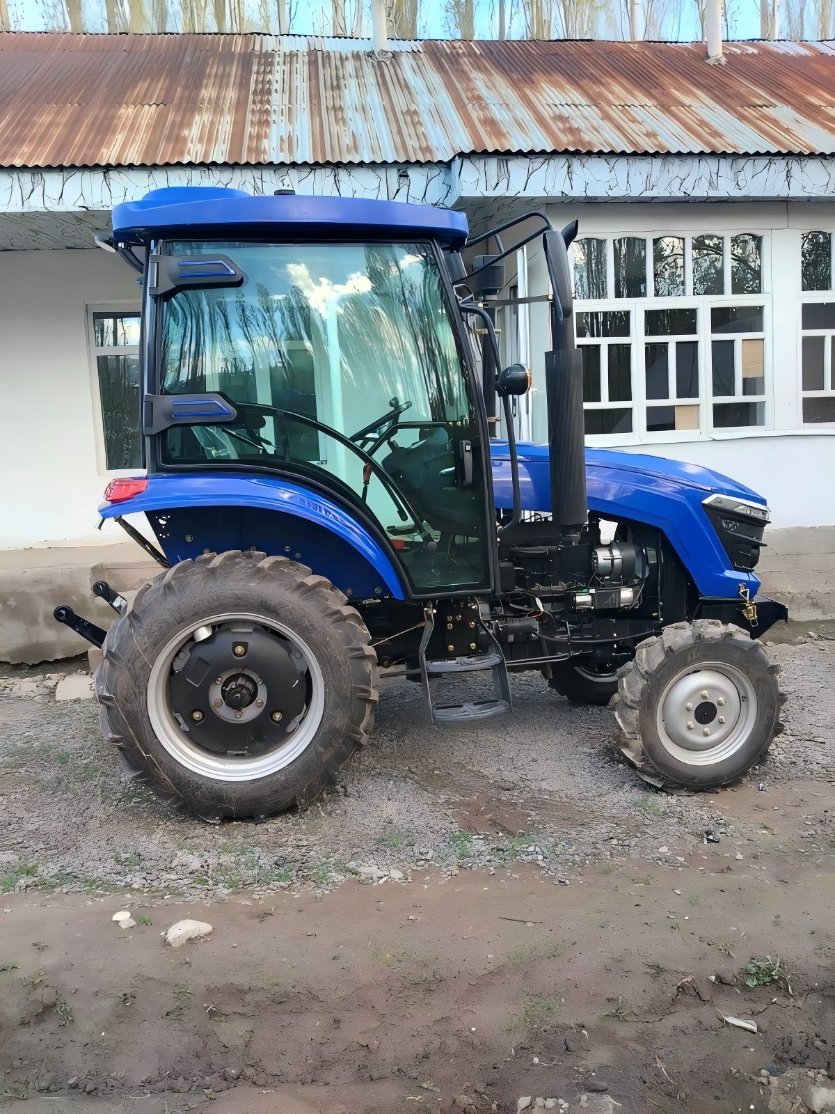 tractor-1(1) tractor-1(1)