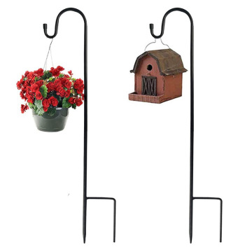 Wholesale Garden Decorations: Shepherd Hooks for Weddings and Beyond