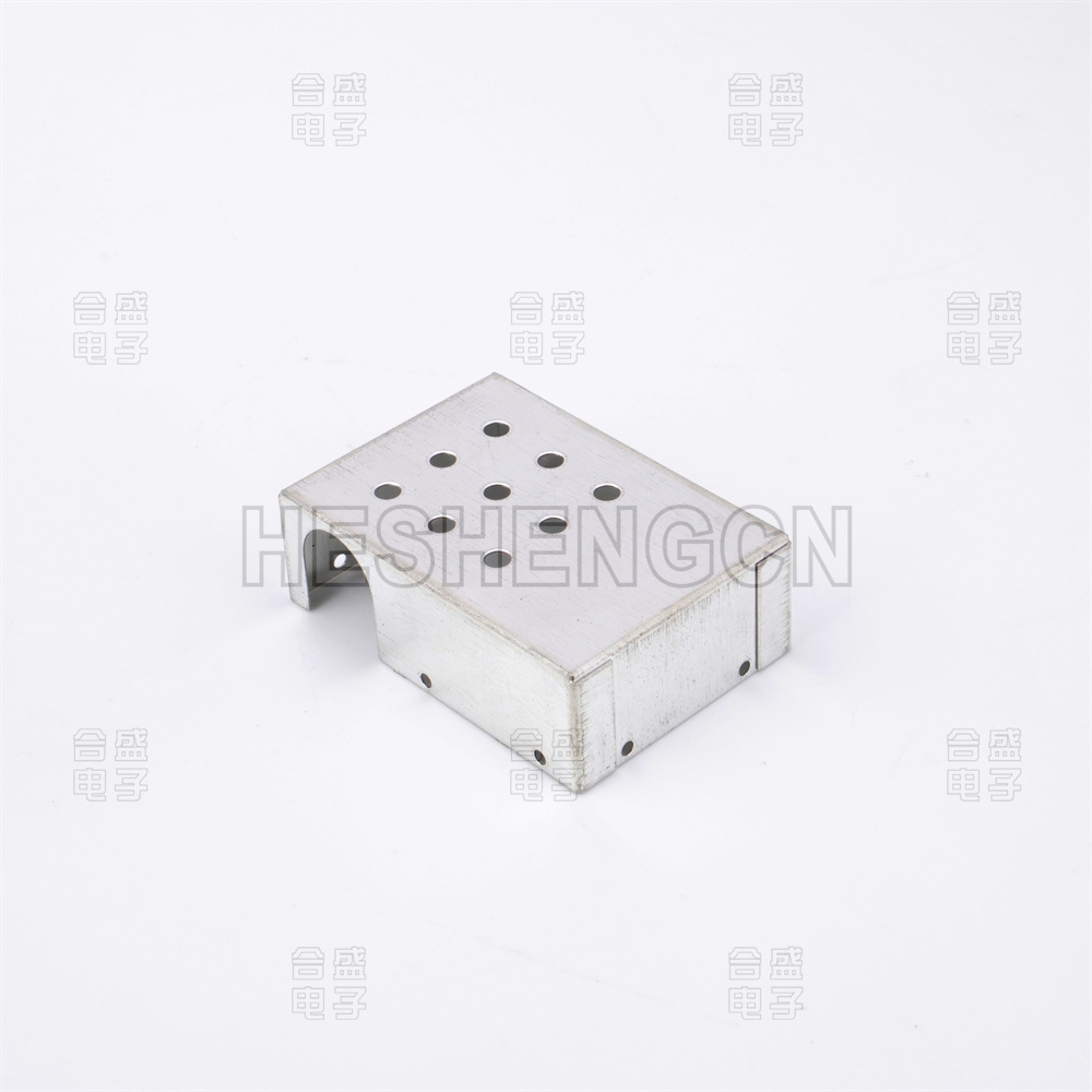 Shielding case S18601770