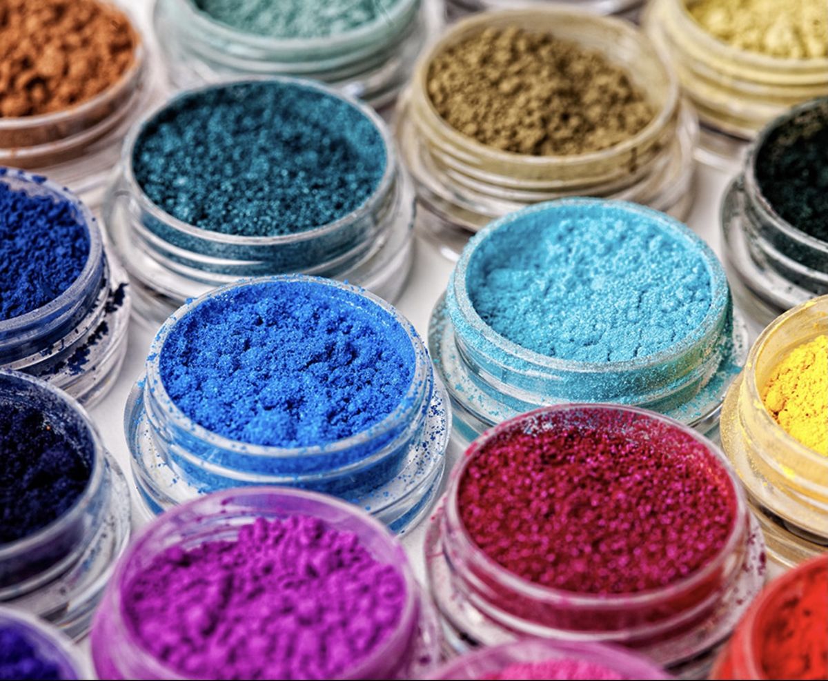 Powder coating for bulldozer