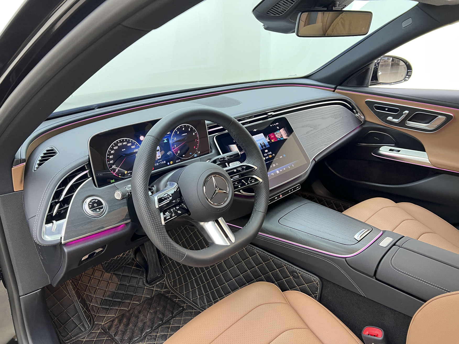 Fashion Sports Sedan