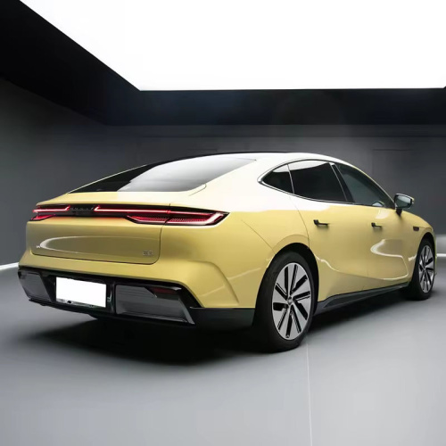 Geely E8 mid-to-large sedan