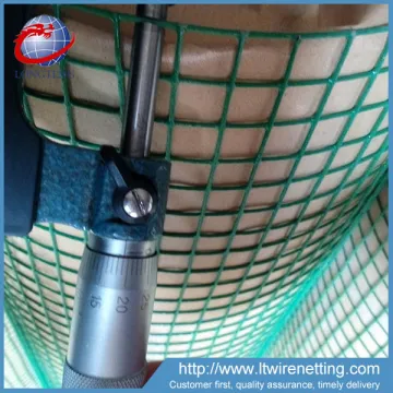 PVC coated welded chicken fence / plastic coated chicken wire fencing