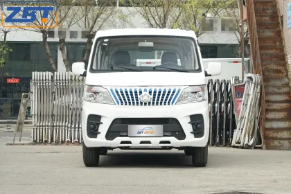 Trade 2022 Kaicheng Changan Ruixing Em60 Van Truck 260 300 Kilometers Pure Electric Motor Vehicle Cheap Used Cars