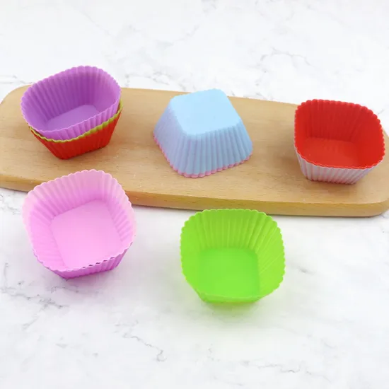 1135 Factory Stock Reusable Silicone Baking Cups: Vibrant Colorful Muffin and Cupcake Mold in Square Shape