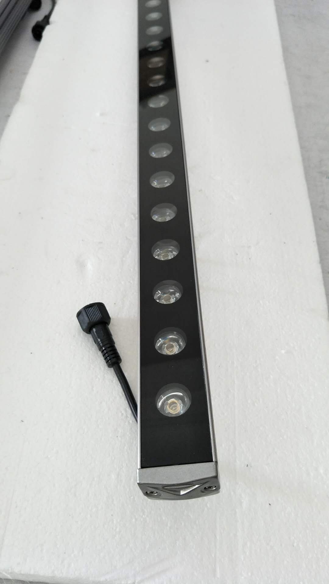 LED Wall Washer