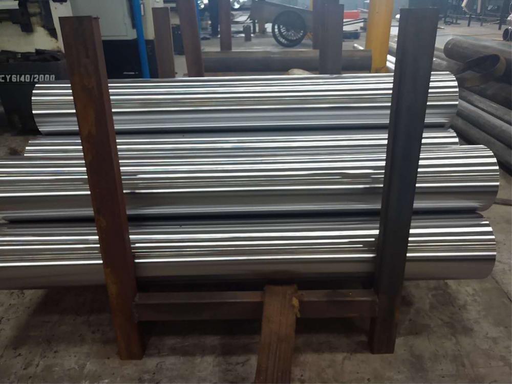 S45C seamless steel tube for hydraulic cylinder barrel