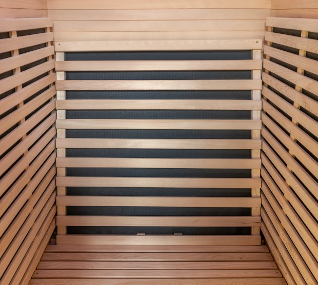 Wood infrared sauna without handrails