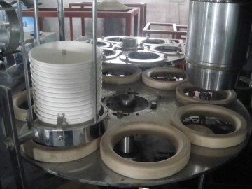 Paper bucket forming machine