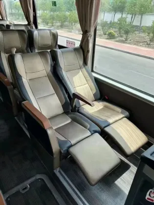 Best Selling Lck6120d Luxury Passenger Bus - 30 Seats, Zhongtong Bus and Coaches for Sale