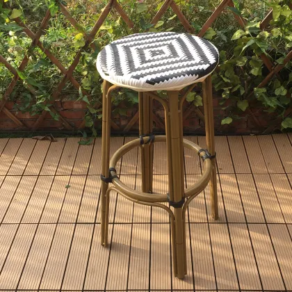 Mid Century Luxury Aluminum Outdoor Dining Chair Frame