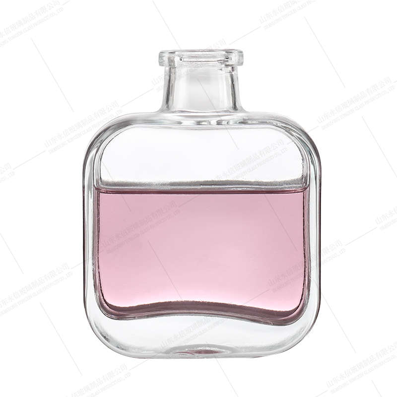 Lightweight vintage 100ml reed diffuser bottle