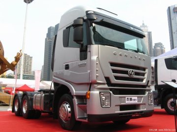 Iveco 6*4 Tow and Drag Tractor Head for Sale