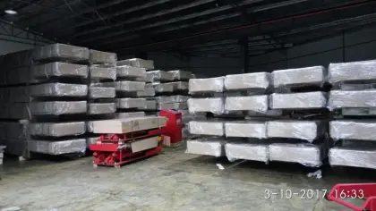 Self-Diagnosis Scissor Lift for Car Launch with Floor Integration