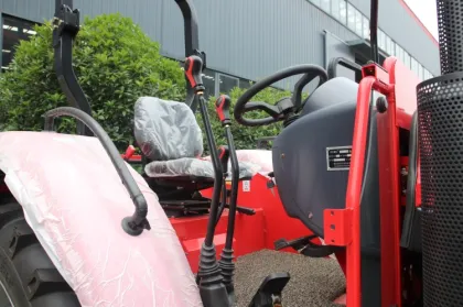 4 WD 55HP Agricultural Water Cooled Wheeled Tractor