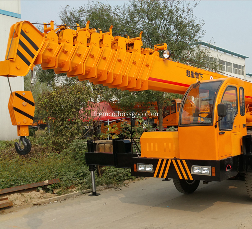 Boom Truck Factory with Best Price