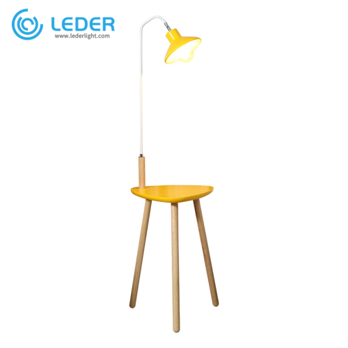 Lampe de lecture LEDER en bois jaune