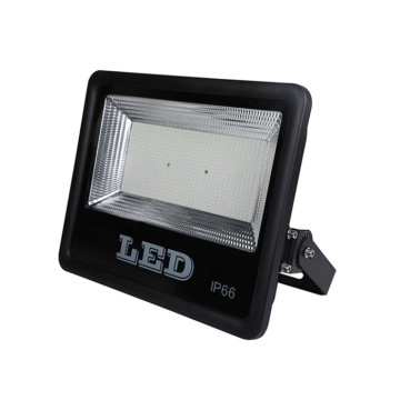 LED floodlight with high luminous efficiency