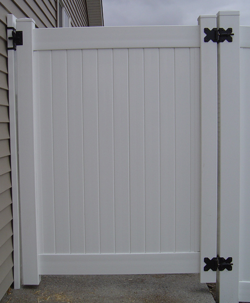 privacy vinyl gate 