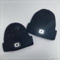 Partihandel akryl reflekterande tuque LED -hatt