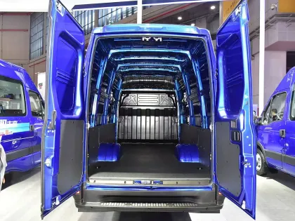 2024 IVECO Daily EV: Hot - Selling Long - Wheelbase High - Roof Electric Vehicle with 77.28kWh, New Energy Light Bus