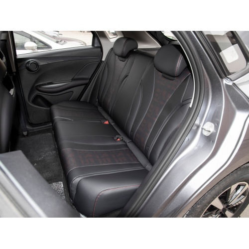 Луксузен електричен автомобил BYD E2 2024 Honor Edition