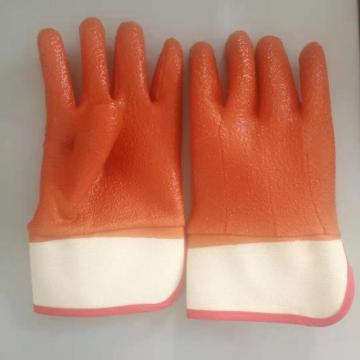 Braune PVC-beschichtete Handschuhe