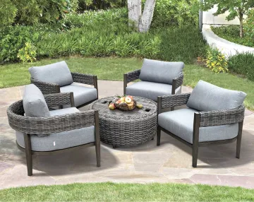 Patio Rattan Club Chair and Coffee Table