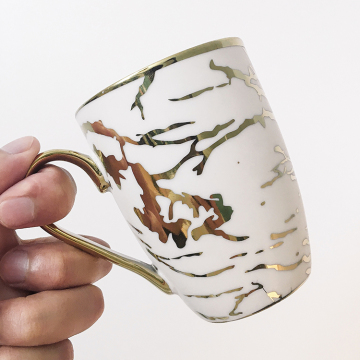 China's Top Supplier of Affordable Customized Ceramic Mugs and Coffee Cups with Gold Accents and No Minimum Order