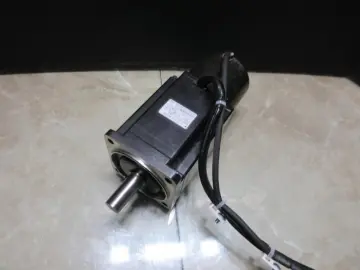 SGM-08A2FJ33 Yaskawa control system Three Phase AC Motors