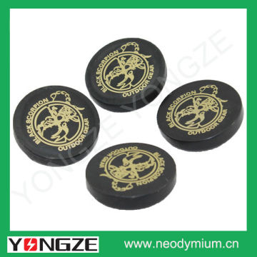 Rubber coated OEM LOGO disc magnet with adhesive