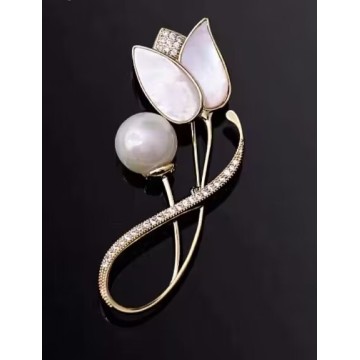 Tulip crystal shawl buckle pin overcoat suit brooch