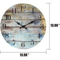 Reloj de pared de madera de granja vintage