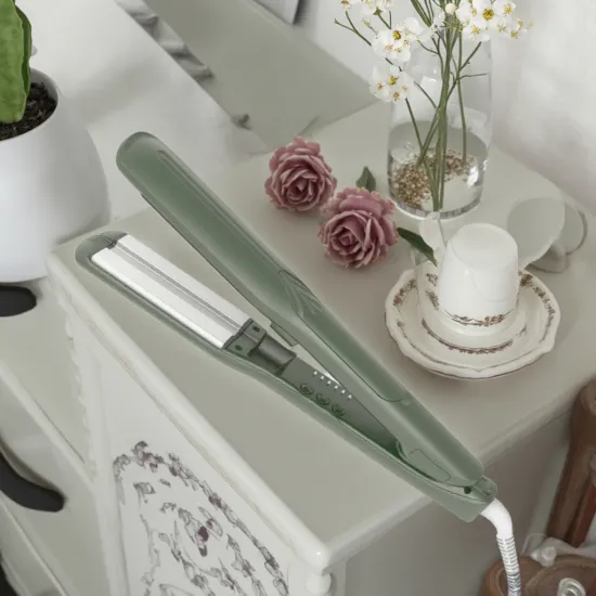 Ceramic Coated Salon Hair Straightener with Steam Function and LED Display