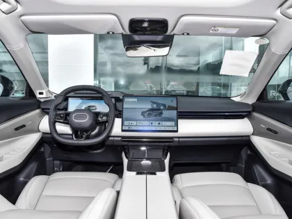 Big Discount 2023: Lynk&Co Hybrid Cars with Long Range