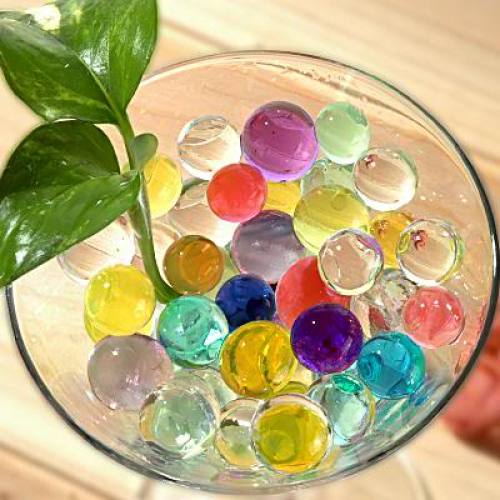 Perlas de agua coloridas del suelo de cristal decoración de florero