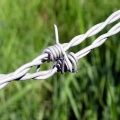 Double strand zinc-aluminum coated steel wire barbed wire