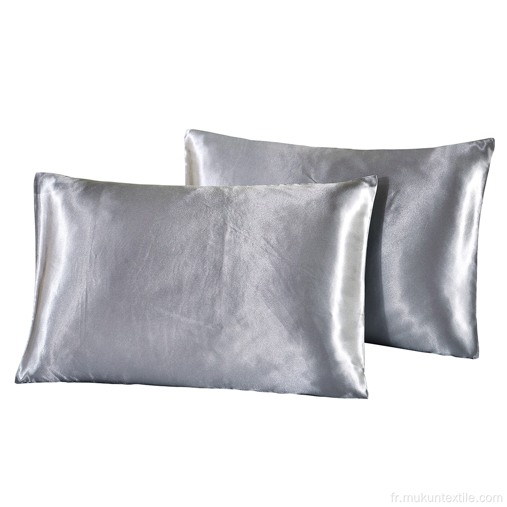 Coussin d&#39;oreiller en soie imité vide