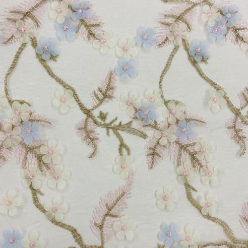 Visueller mehrfarbiger 3D-Chiffon-Blütenstand-Stickstoff