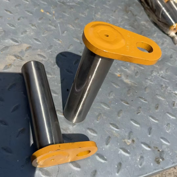 Original Lower Hinge SEM616B SEM618B SEM618C SEM618D 2-ton Boom Equipment Spare Parts