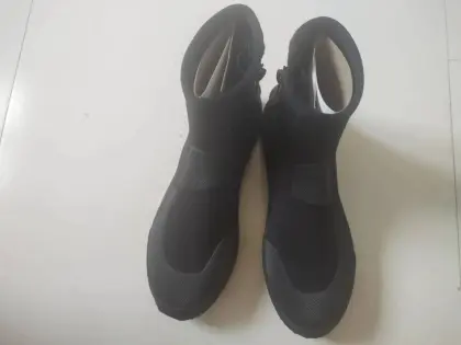 Black OEM neoprene waterproof diving shoes diving boots