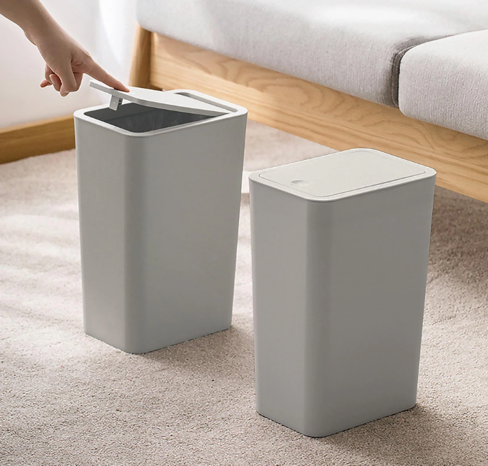 Plastic-Trash-Can